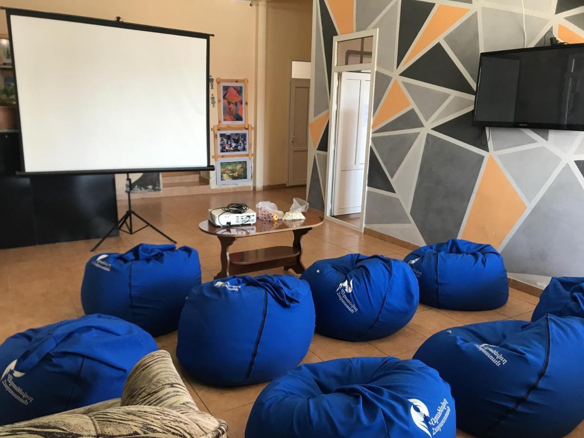 גיומרי Light Guest House מראה חיצוני תמונה